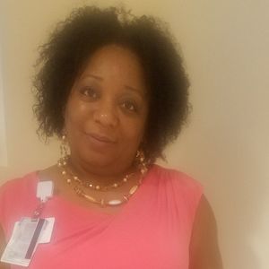 Meet your Posher, Leslie